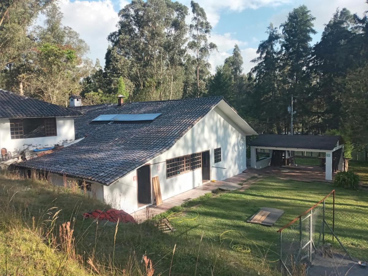 Hotel Quinta Los Eucaliptos Quito Exterior foto