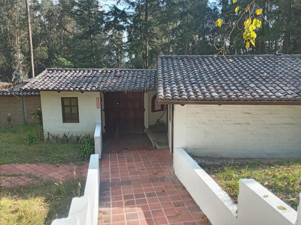 Hotel Quinta Los Eucaliptos Quito Exterior foto